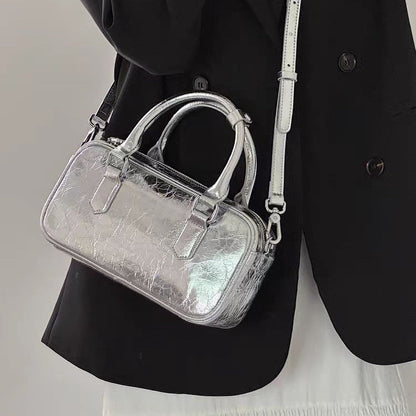 VelvetMuse – Bolso Almohada Retro para la Musa Sofisticada